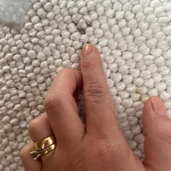 Karaca Home Halının Ağır Kokusu