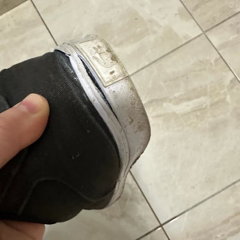 Kısa Sürede Kopan Lacoste Ayakkabı Ve İade Sorunu