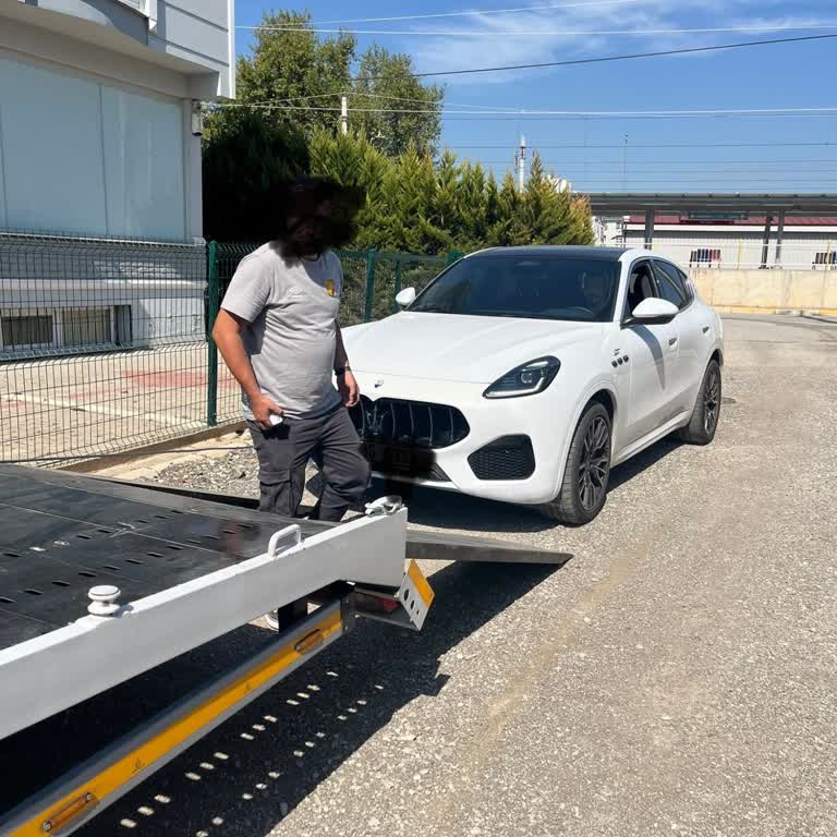 Maserati Grecale Steering Locked Despite Warranty, No Error Code Detected