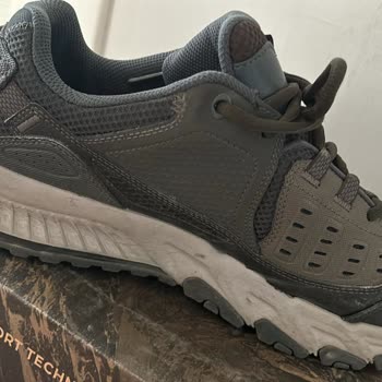 Skechers Ayakkabıda Beklenmedik Yırtılma Sorunu