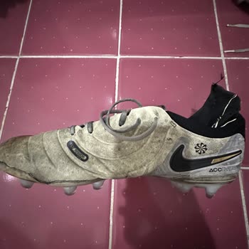 Ayıplı Krampon İçin İade Talebi Reddedildi