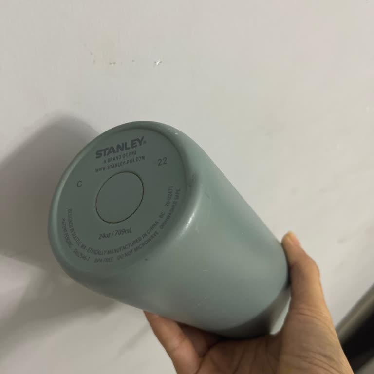 Defekte Stanley Thermoskanne bei Amazon sorgt für wochenlangen Ärger