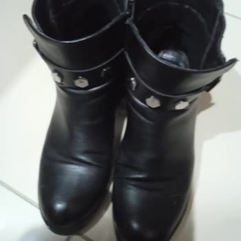 Derimod Botun Derisi Dökülüyor, Müşteri Hizmetleri Çözüm Sunmuyor