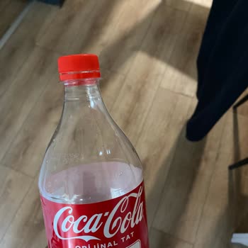 Coca-Cola İçindeki Gizemli Madde Endişesi