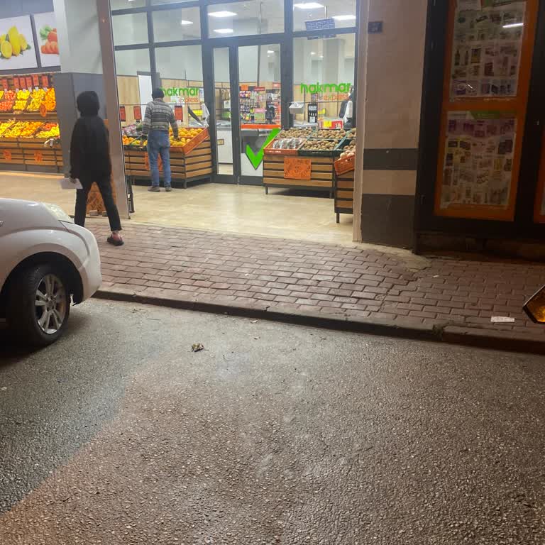 Ürün Satışında Haksızlık: Tanıdıklara Ayrıcalık Yapılıyor
