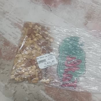 Hijyen Sorunları: Tatlıköy Ürünlerinde Kurt Ve Saç Teli