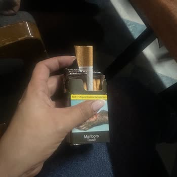 Marlboro Sigara Filtresindeki Yapışkan Sorunu Kaliteyi Düşürüyor