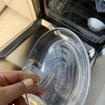 Pahalı Bulaşık Makinesi Hayal Kırıklığı: Yıkamayan Makine