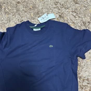 Lacoste'tan Gelen Hayal Kırıklığı: Yırtık Ve Tozlu Ürün Şoku!