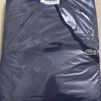 Lacoste'tan Gelen Hayal Kırıklığı: Yırtık Ve Tozlu Ürün Şoku!