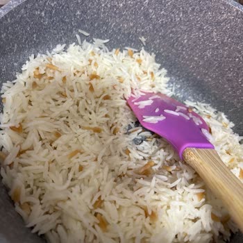 Kötü Kokulu Pirinç: Hayal Kırıklığı Ve Ziyan Olan Yemek