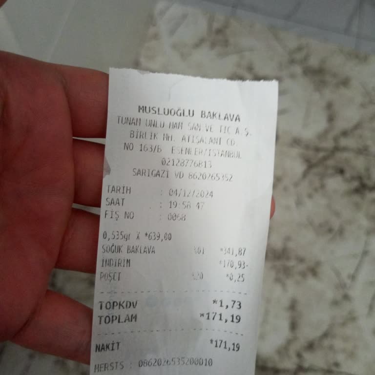 Esenler Şubesinde Soğuk Baklava Hayal Kırıklığı