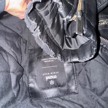 Deri Ceket Kalitesizliği: Kullanılmadan Eskidi!