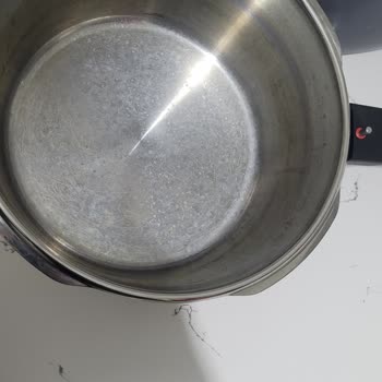 Fissler Düdüklü Tencerede Erken Kararma Sorunu