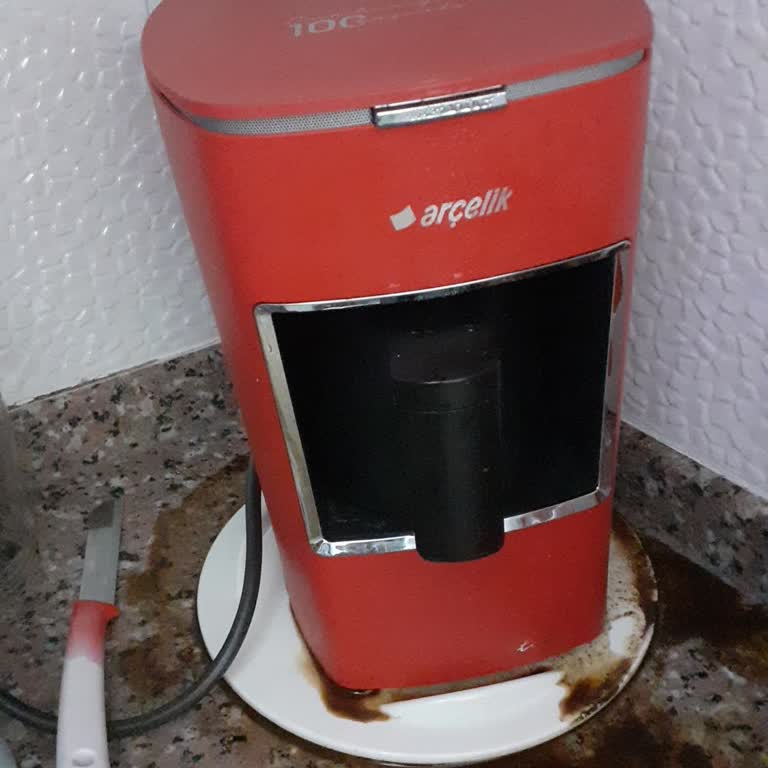 Kahve Makinesi Sorunu: Taşırma Ve Pişme Problemi