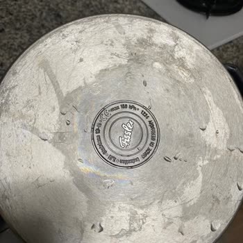 Fissler Düdüklü Tencere Sararma Sorunu Ve Çözüm Beklentisi