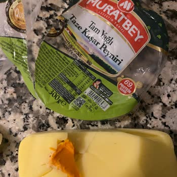 Muratbey Kaşar Peynirinde Şok Edici Plastik Nesne