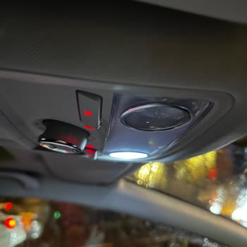 Ön Cam Değişimi Sonrası Araç İçine Su Sızması