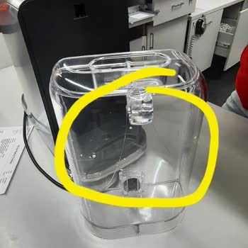 Nespresso Pro J620 Was Damaged During Service and Media Markt Refused to Replace It