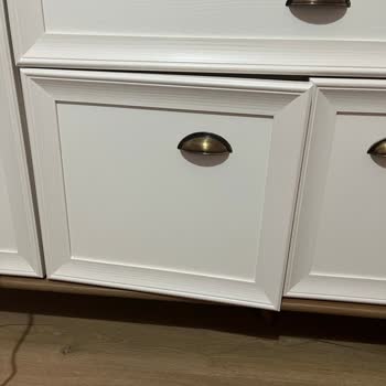 Evmoda Arnavutköy Şubesinde Mobilya Alışverişi Kabusu: İlgisizlik Ve Kalitesiz Ürünler