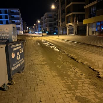 Bozuk Yol Sorununa Çözüm Bekleyen Mahalleli