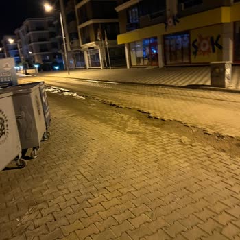 Bozuk Yol Sorununa Çözüm Bekleyen Mahalleli