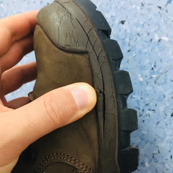 YDS Boots Ürünlerinde Beklenmedik Kalite Sorunu