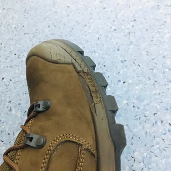 YDS Boots Ürünlerinde Beklenmedik Kalite Sorunu