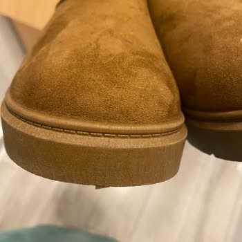 Defolu Ayakkabı Mağduriyeti: Üretim Hatası