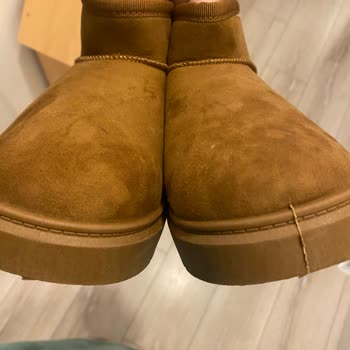 Defolu Ayakkabı Mağduriyeti: Üretim Hatası