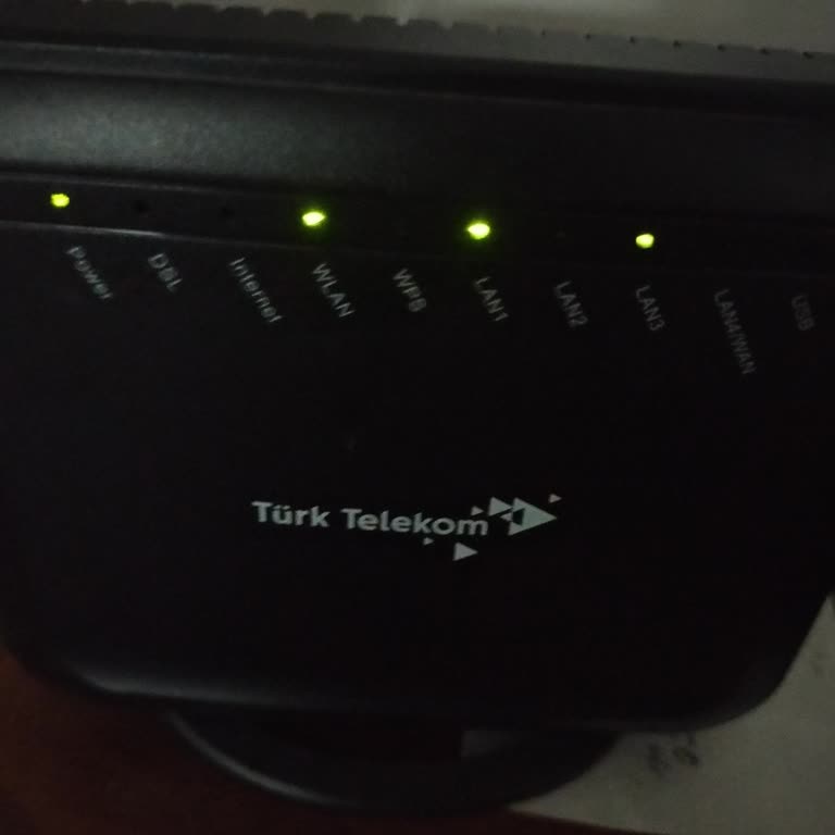İnternet Kesintisi Ve İlgisiz Müşteri Hizmetleri
