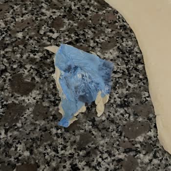 Milföy Hamurunda Şok Edici Poşet Sürprizi