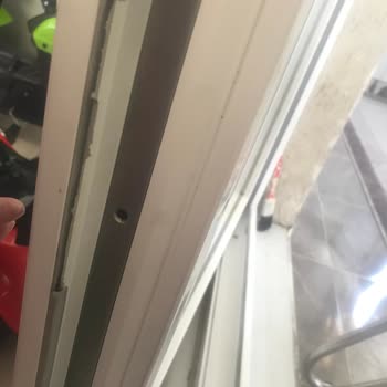 Camların Hızla Çürümesi Ve Isı Yalıtımı Sorunu