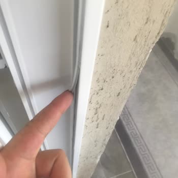 Camların Hızla Çürümesi Ve Isı Yalıtımı Sorunu