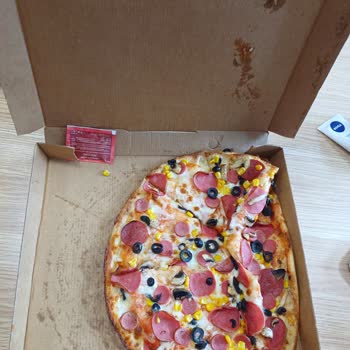 Pasaport Pizza Soğuk Ve Dağınık Teslimatı Karşısında İlgisiz Müşteri Hizmeti