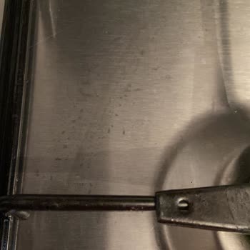 Arçelik Ocak Üzerinde Kalıcı Su İzleri Sorunu