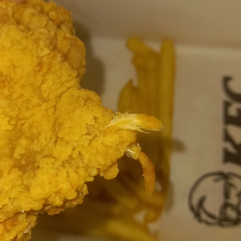 KFC Yolunmamış Tavuk Ve Eksik Ücret İadesi