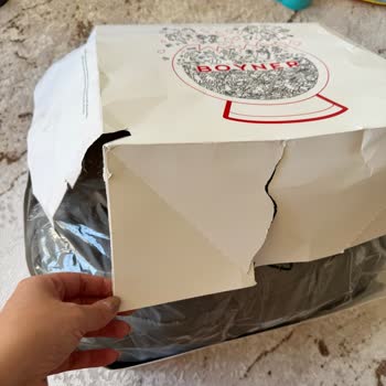 Boyner'den Aldığım Hediye Montun Kötü Paketlenmesi