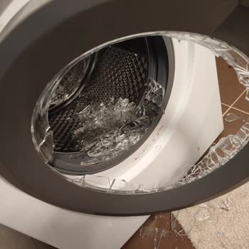 Beko Çamaşır Makinesi Camı Kendiliğinden Patladı!