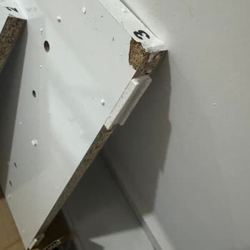 Vivense'den Gelen Hasarlı Gardırop Ve Yetersiz Müşteri Hizmeti