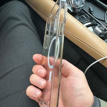Spigen Kılıfımda Beklenmedik Sararma Sorunu