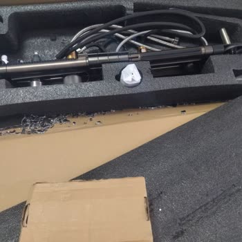 Kırık Ürün Ve Suçlayıcı Tavır: Kargo Teslimatında Hayal Kırıklığı