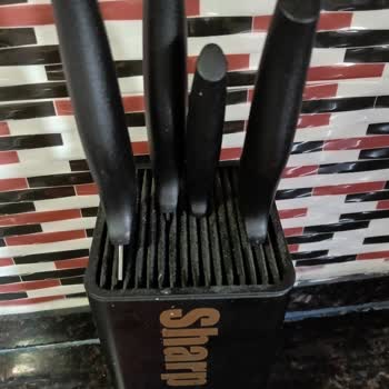 Emsan Mutfak Paslanan Bıçaklar Ve Yetersiz Müşteri Hizmeti!