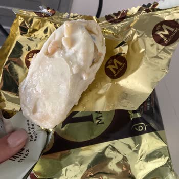 Bozuk Magnum Paketleri Ve Müşteri Memnuniyetsizliği