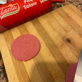 Lezita Piliç Salamda Beklenmedik Yabancı Madde