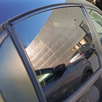 Peugeot 208'de Kronik Cam Fitili Sorunu Ve Garanti Mağduriyeti