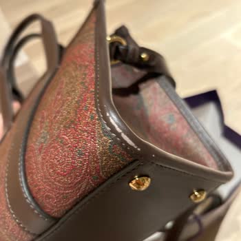 Etro Çantada Kalite Sorunu Ve Müşteri Hizmetleri Deneyimi