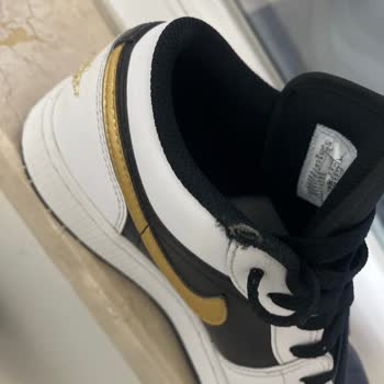 Ayakkabıda Erken Yıpranma Ve İlgisiz Hizmet