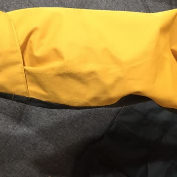 Columbia Rain Jacket Developed Pilling on Shoulder and Sleeve