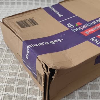 Kargom Açılmış Geldi: Güvenilirlik Sorunu Ve Şikayet Süreci